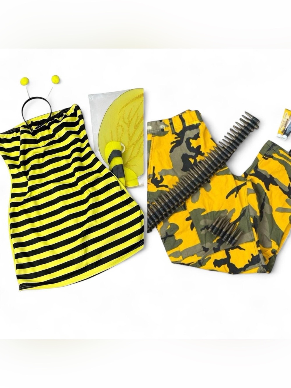Couples Costumes Bee